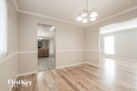 833 Lindenhaven Rd 4 Beds Apartment for Rent
