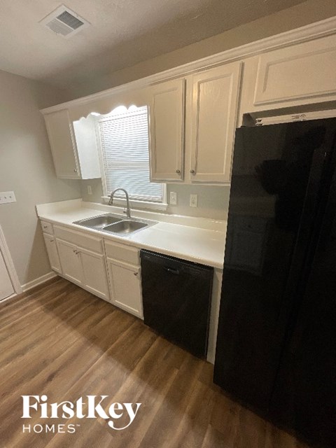 838 Marable St 3 Beds Apartment for Rent