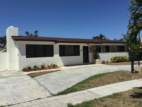 855 W 72 Street 3 Beds Apartment for Rent