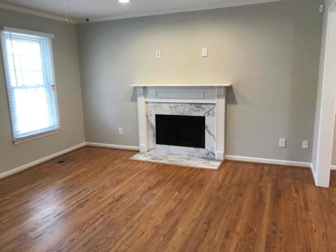 924 10Th St SW 3 Beds Apartment for Rent