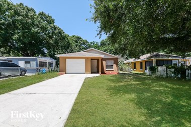 933 26Th St NW 3 Beds Apartment for Rent