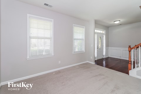943 Mill Creek Ave 4 Beds Apartment for Rent
