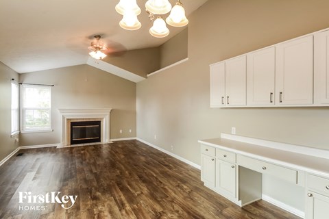 959 Hearthside Dr 4 Beds Apartment for Rent
