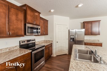980 Newton Circle 4 Beds House for Rent - Photo Gallery 5