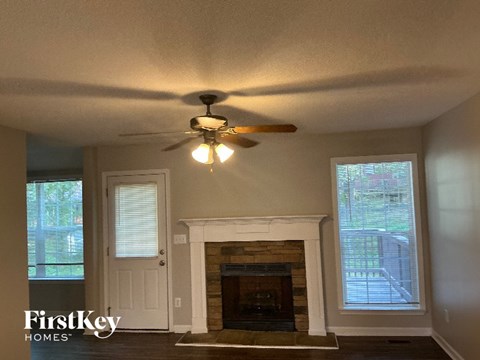 1011 Hickory Cir 4 Beds Apartment for Rent