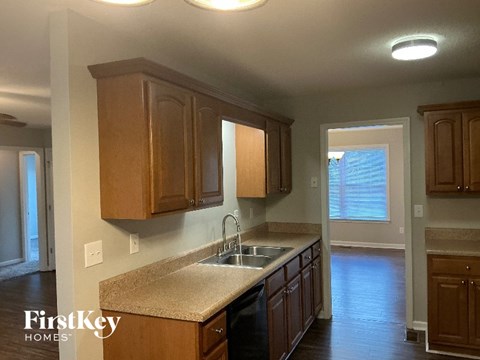 1011 Hickory Cir 4 Beds Apartment for Rent