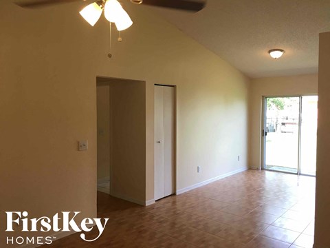 1011 Coatbridge Dr 4 Beds Apartment for Rent