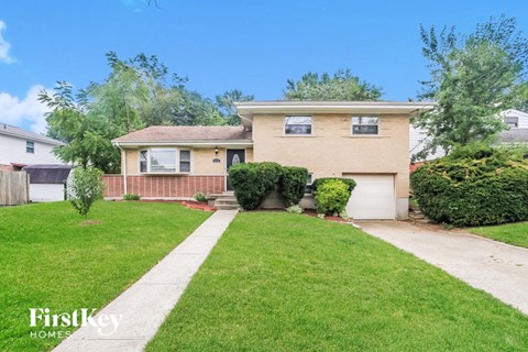 1015 Thunderbird Dr 3 Beds Apartment for Rent