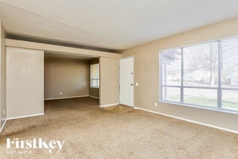 10201 Pannell 3 Beds Apartment for Rent