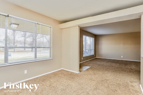 10201 Pannell 3 Beds Apartment for Rent