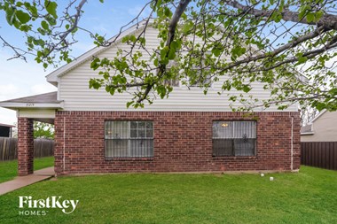 10219 Glen Vista Dr 4 Beds Apartment for Rent