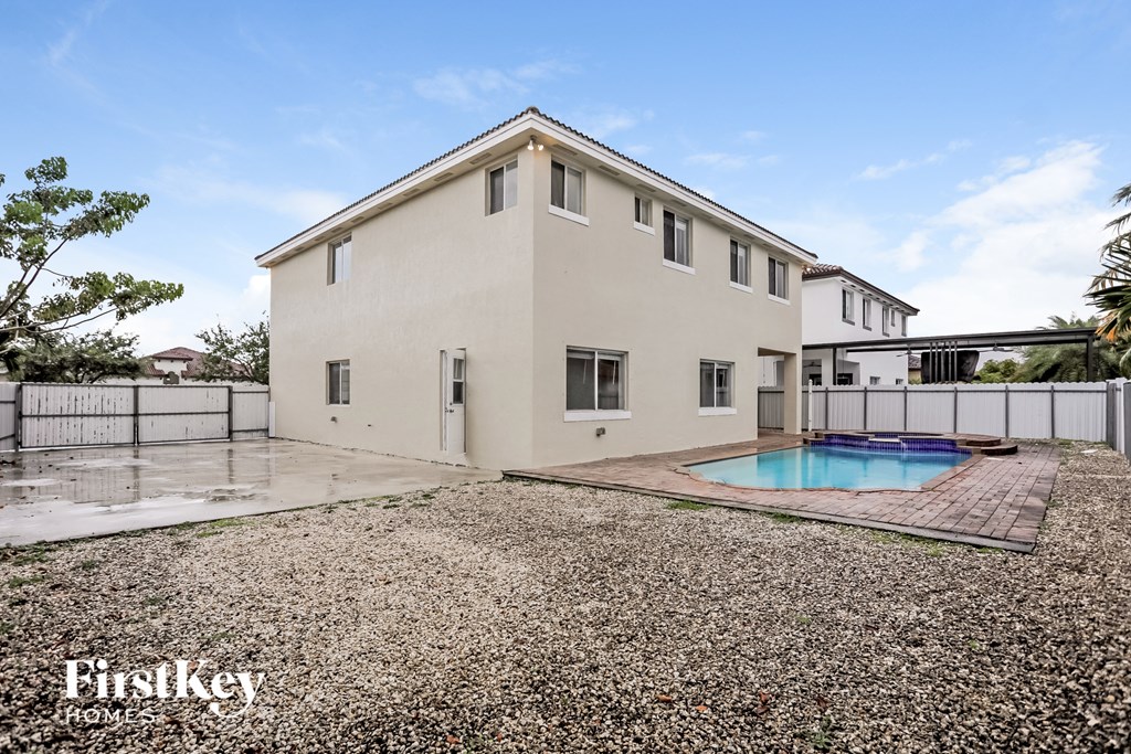 10223 Sw 227 Lane 4 Beds House for Rent - Photo Gallery 15