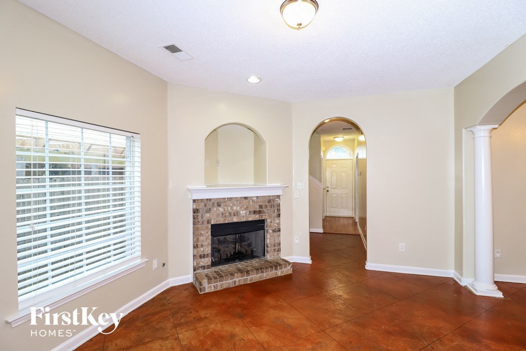 10223 Macon Road 4 Beds House for Rent - Photo Gallery 4