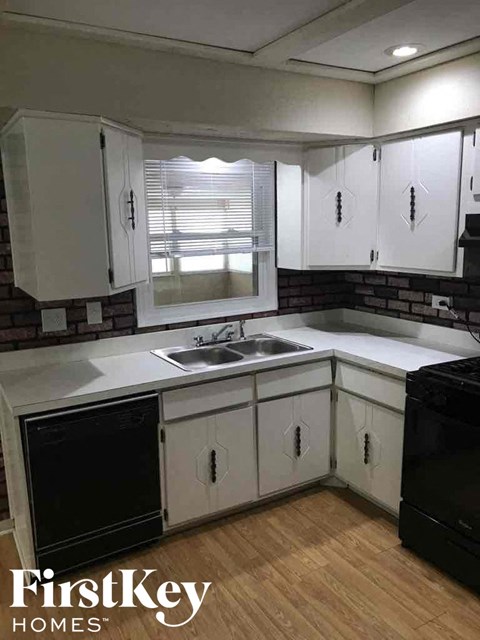 10239 W 151St Street 3 Beds Apartment for Rent