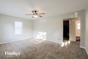 1026 Muirfield Ave. 3 Beds House for Rent - Photo Gallery 5