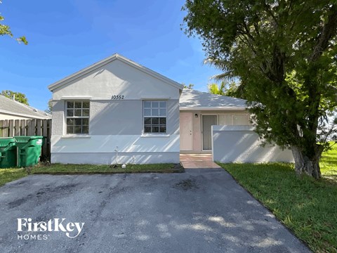 10352 Sw 208 Lane 3 Beds Apartment for Rent