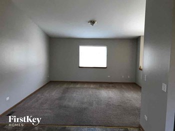 1035 Ferndale St 5 Beds House for Rent - Photo Gallery 2