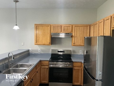 10368 Platinum Drive 3 Beds Apartment for Rent