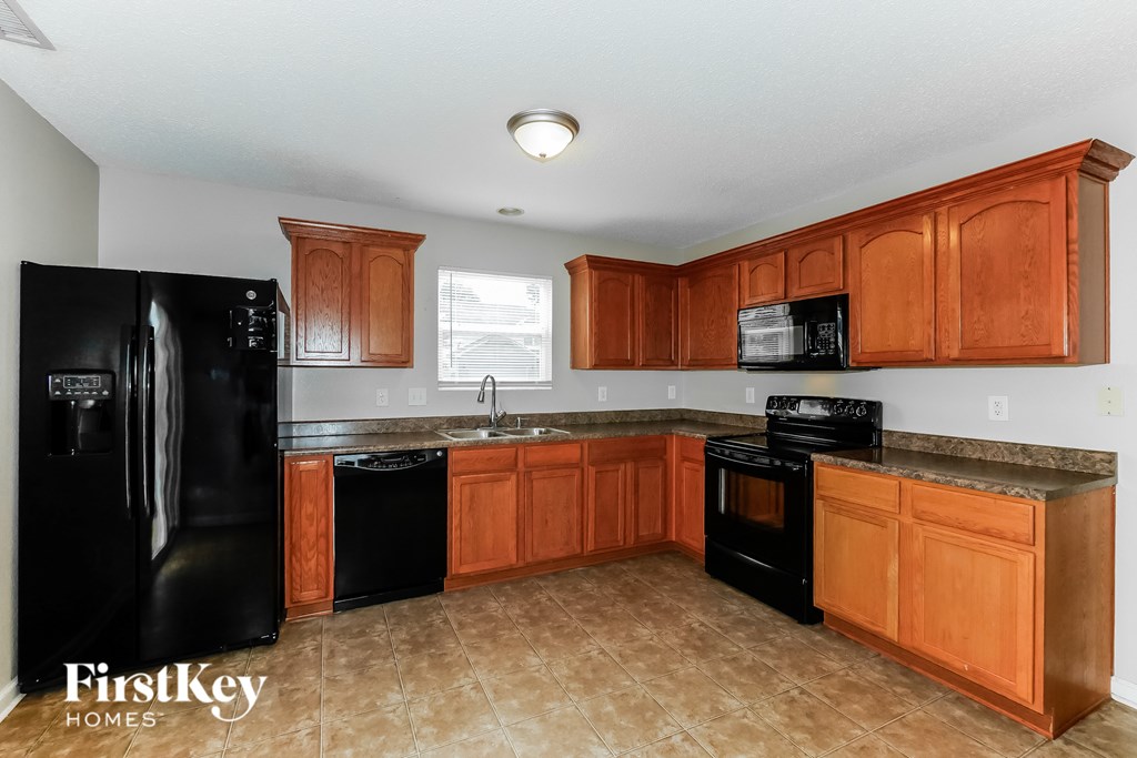 10415 Candy Apple Lane Indianapolis, IN 46235