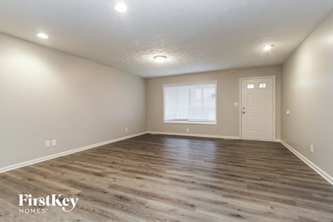10431 Lawnhaven Circle 3 Beds Apartment for Rent