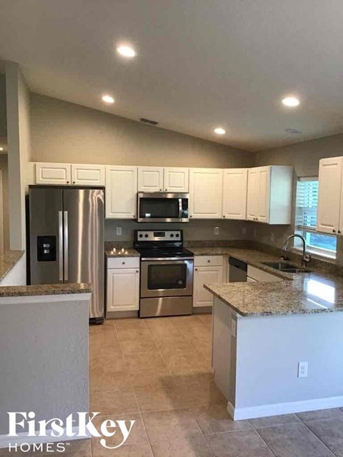 10518 Deerwood Avenue 3 Beds Apartment for Rent