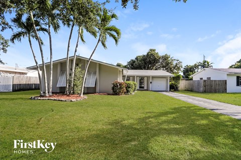 10520 SW 199 ST 4 Beds Apartment for Rent