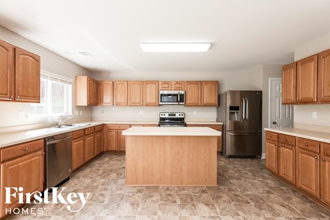 10620 Bur Oak Drive 4 Beds Apartment for Rent