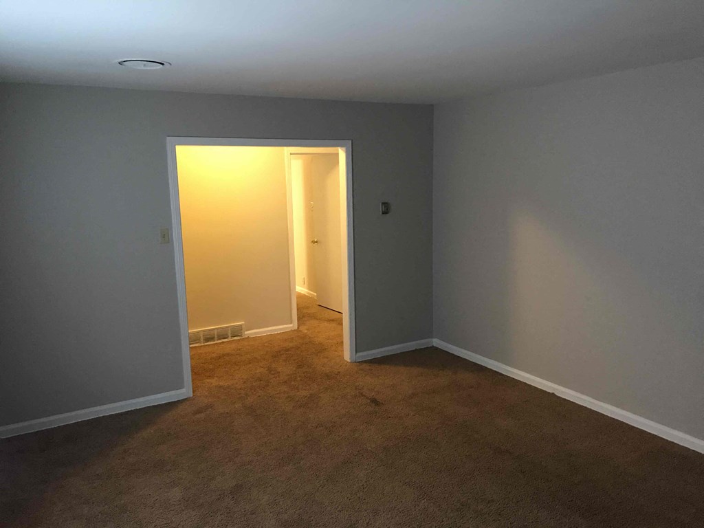 1083 Richland 4 Beds House for Rent - Photo Gallery 4