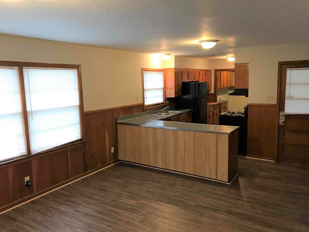 1083 Richland 4 Beds House for Rent - Photo Gallery 7