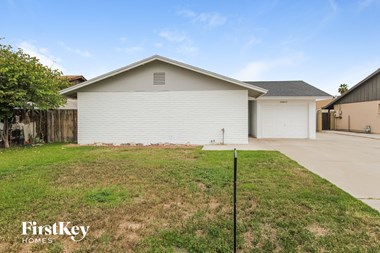 10843 N 45Th Ave 3 Beds Apartment for Rent