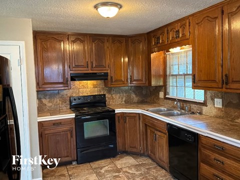 11009 E 51St St 3 Beds Apartment for Rent