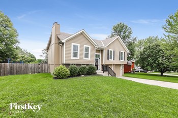 1112 W PLEASANT Drive 3 Beds House for Rent - Photo Gallery 2