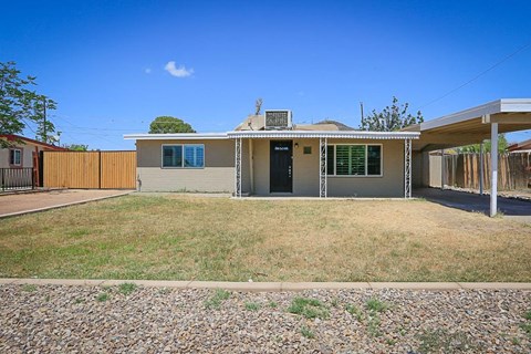 1124 W CINNABAR Ave 3 Beds Apartment for Rent