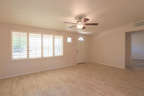 1124 W CINNABAR Ave 3 Beds Apartment for Rent