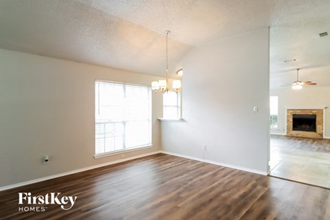 1129 Rosewood Lane 3 Beds Apartment for Rent