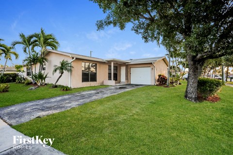 11310 NW 38 Place 3 Beds Apartment for Rent