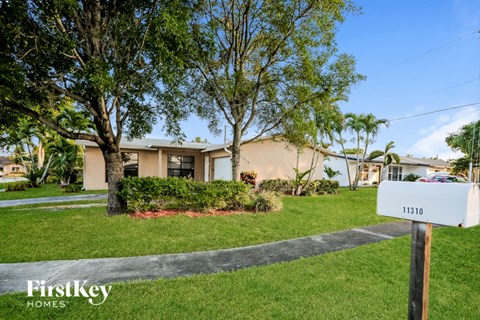 11310 NW 38 Place 3 Beds Apartment for Rent