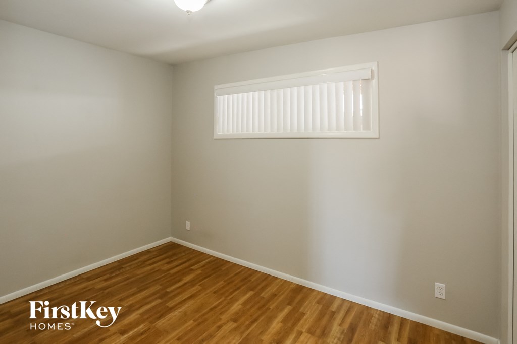 1138 E Alameda Dr Tempe, AZ 85282