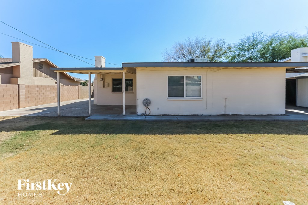 1138 E Alameda Dr Tempe, AZ 85282