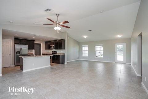 1139 SW 29Th St 4 Beds Apartment for Rent
