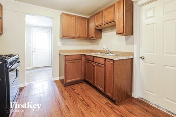 1146 McMillen Ave 3 Beds House for Rent - Photo Gallery 5