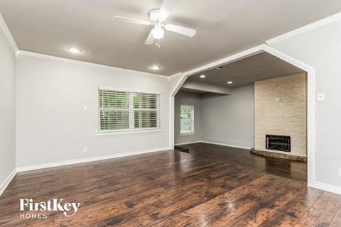 11517 Fernald Ave 4 Beds Apartment for Rent