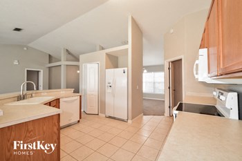 11652 Pineloch Loop 3 Beds House for Rent - Photo Gallery 5