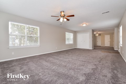 11704 Grenadier Ln 4 Beds Apartment for Rent