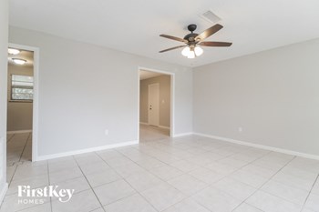1180 Sharon Dr 3 Beds House for Rent - Photo Gallery 2