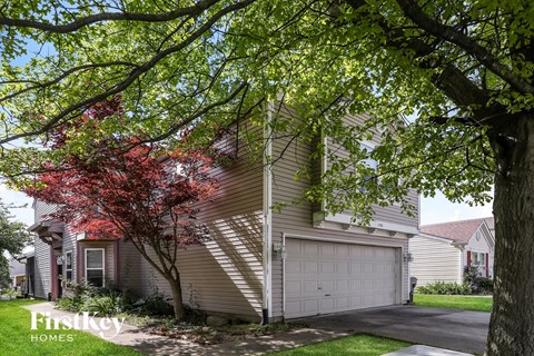1180 Crescent Drive 3 Beds Apartment for Rent