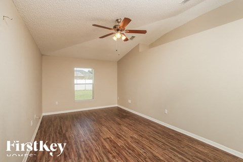 1198 Venus Street SE 3 Beds Apartment for Rent