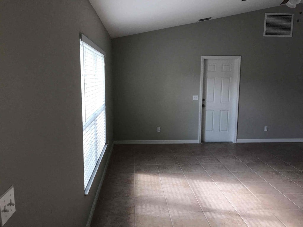 11986 Booth Avenue 3 Beds House for Rent - Photo Gallery 4