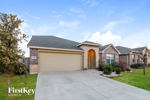 12009 Rustling Oaks Drive 5 Beds Apartment for Rent