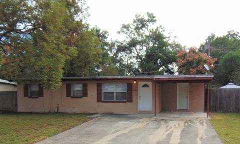 1201 Selma Rd 4 Beds Apartment for Rent